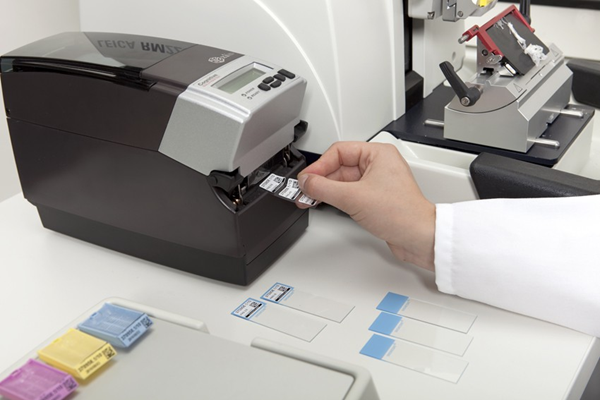 Cognitive Cxi 玻片標簽打號機